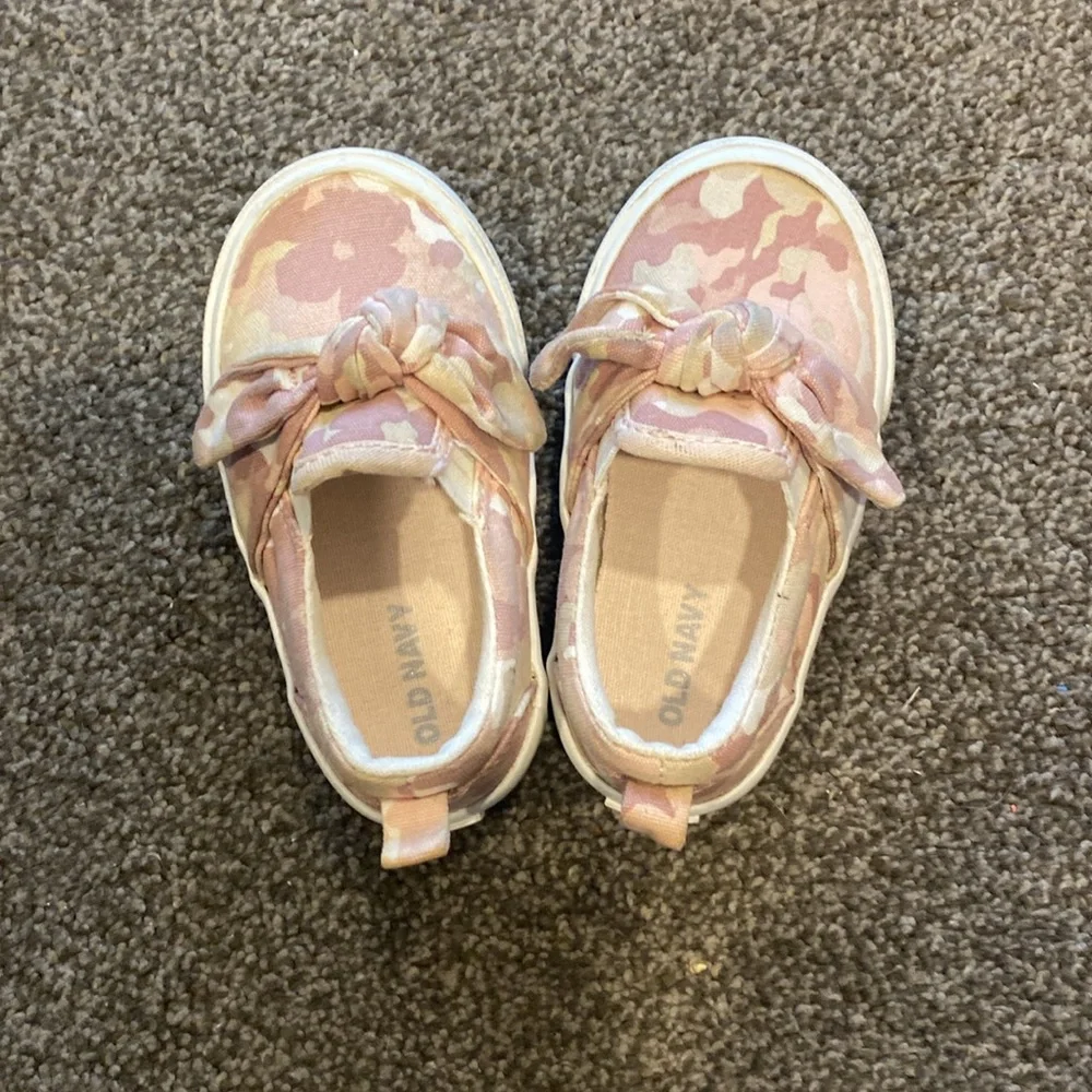 Old Navy camo Van style sneakers
